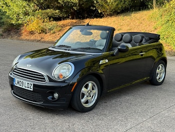 Used MINI Convertible 2009 for sale - 75543736: Photo