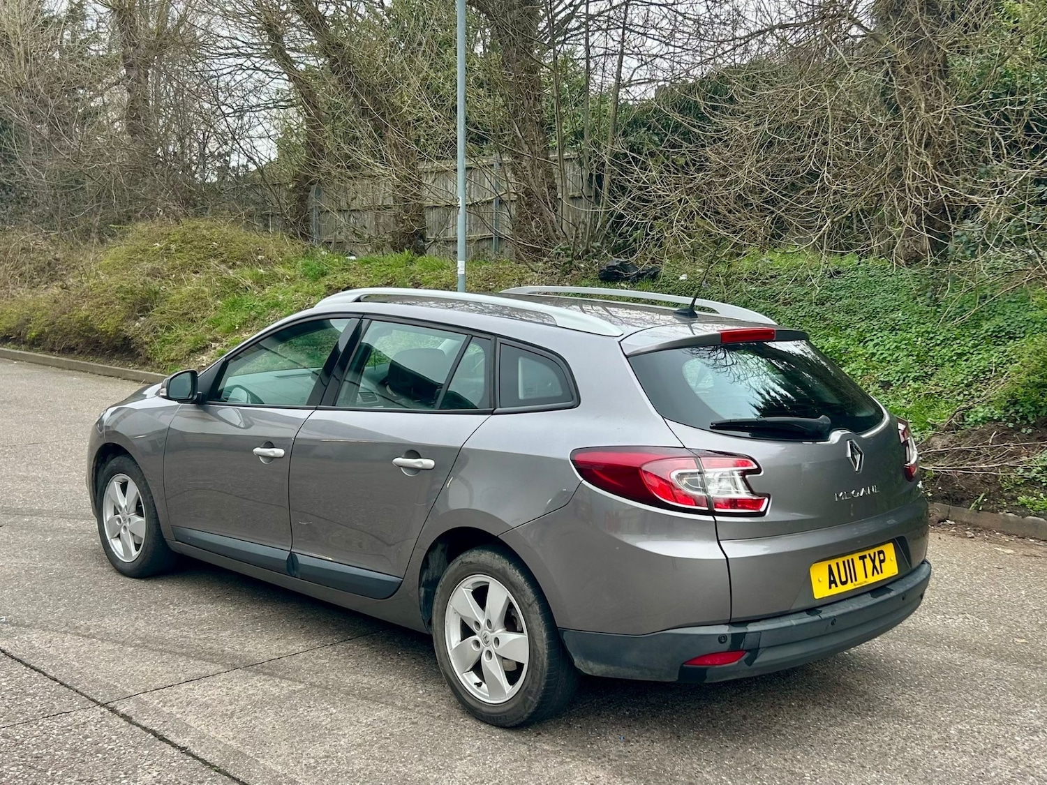Used Renault Megane 2011 for sale - 77829972: Photo 5