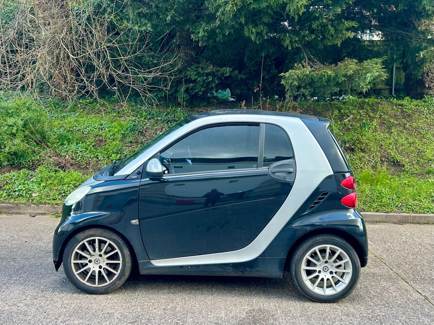 Used smart fortwo 2011 for sale - 78057226: Photo 7