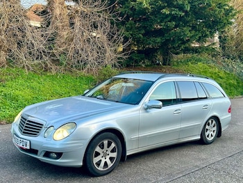 Used Mercedes-Benz E Class 2009 for sale - 77013198: Photo