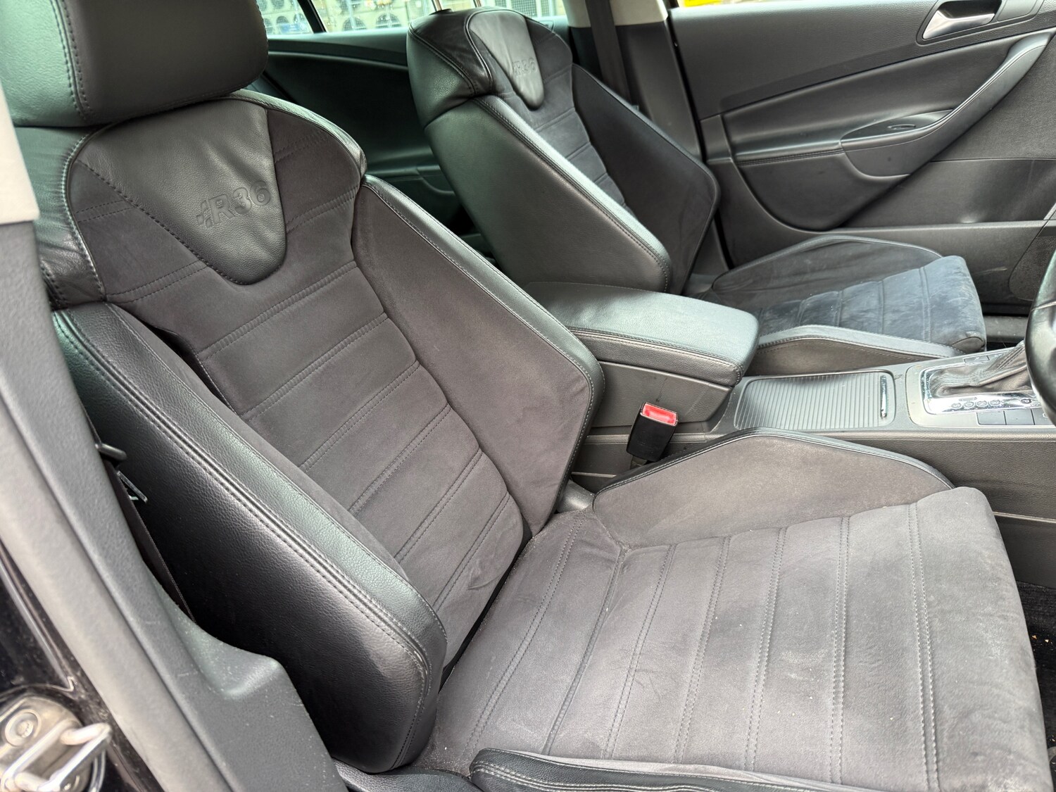 Used Volkswagen Passat 2010 for sale - 77491048: Photo 9