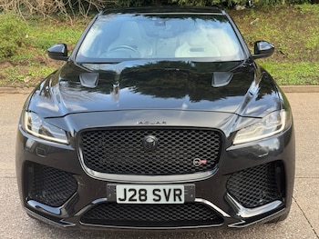 Used Jaguar F-Pace 2019 for sale - 77701228: Photo