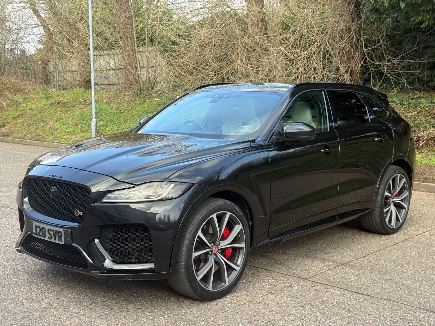 Used Jaguar F-Pace 2019 for sale - 77701228: Photo 4