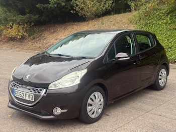 Used Peugeot 208 2013 for sale - 75618327: Photo