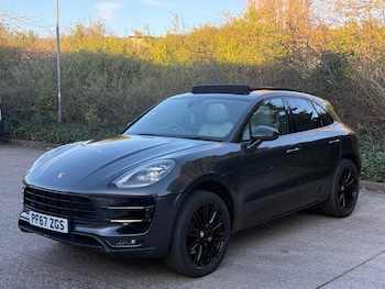 Used Porsche Macan 2017 for sale - 76640371: Photo