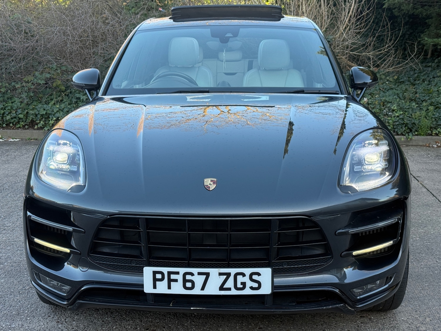 Used Porsche Macan 2017 for sale - 76640371: Photo 3