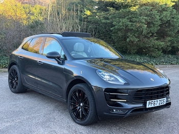 Used Porsche Macan 2017 for sale - 76640371: Photo