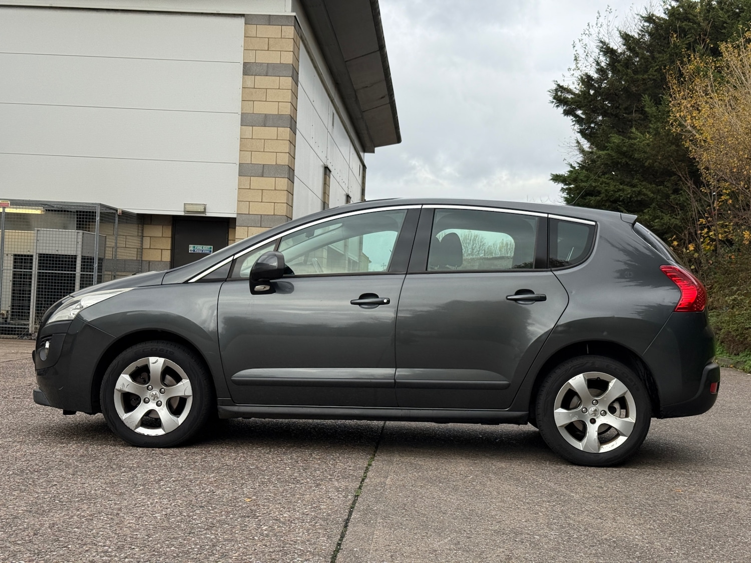 Used Peugeot 3008 2013 for sale - 76518568: Photo 5