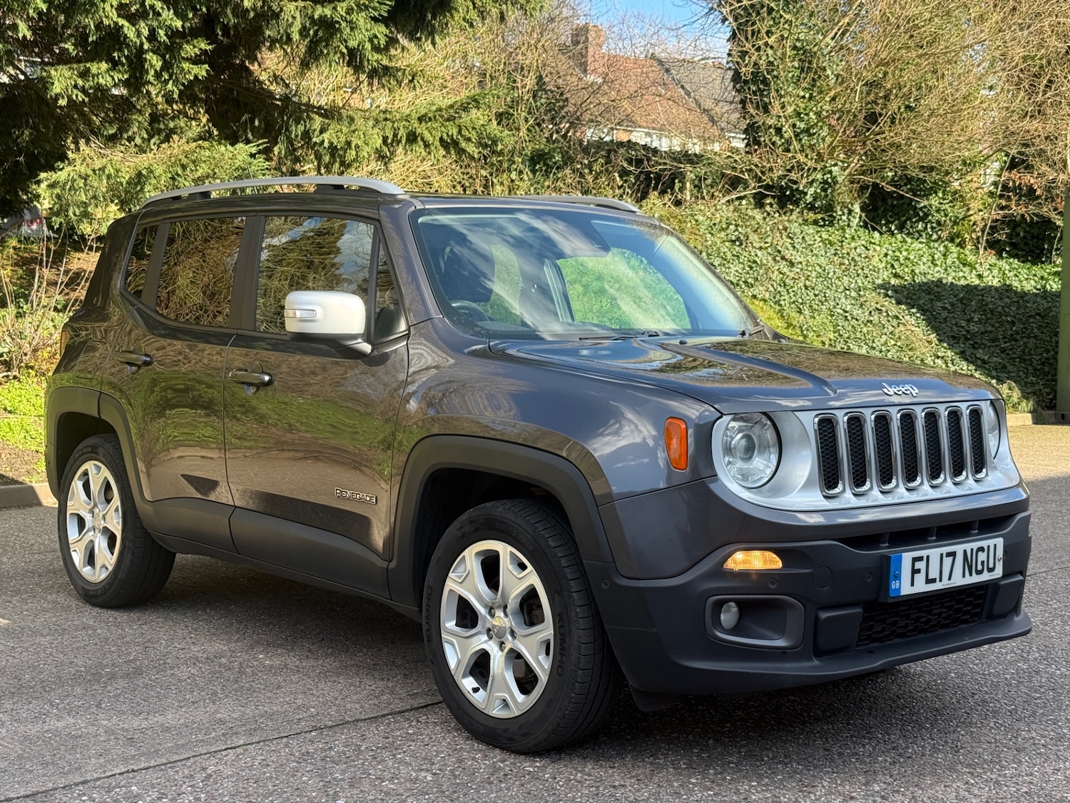 Used Jeep Renegade 2017 for sale - 77889914: Photo 2