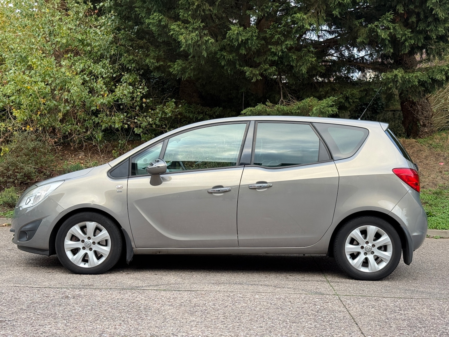 Used Vauxhall Meriva 2010 for sale - 76244705: Photo 5