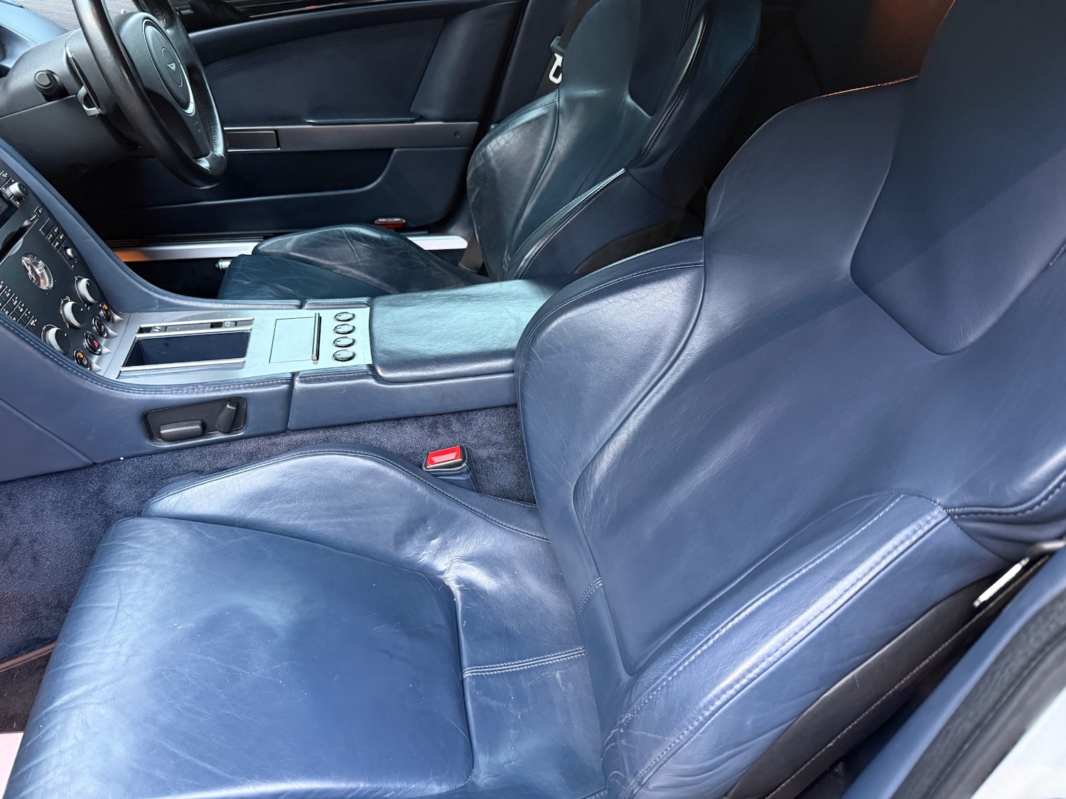 Used Aston Martin DB9 2005 for sale - 77034688: Photo 10