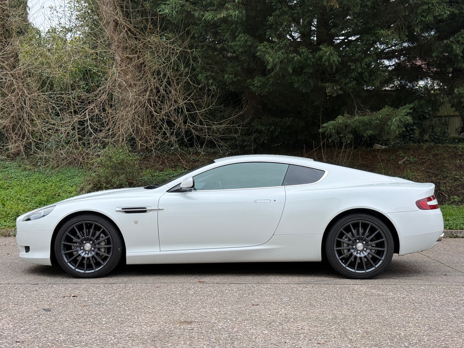 Used Aston Martin DB9 2005 for sale - 77034688: Photo 5