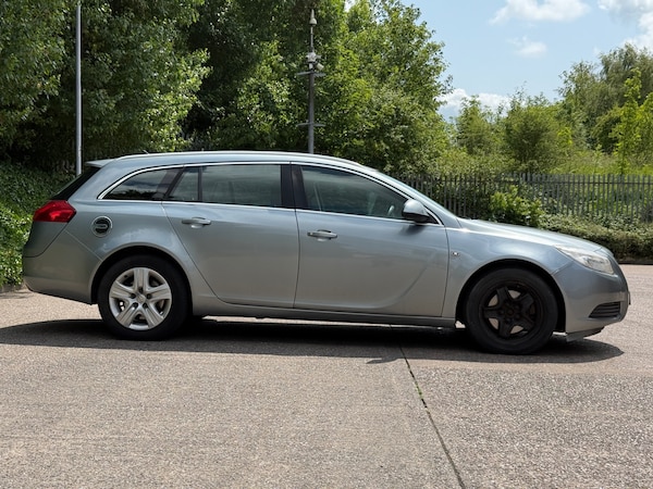Used Vauxhall Insignia 2012 for sale - 74967419: Photo 5