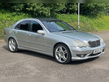 Used Mercedes-Benz C-Class 2002 for sale - 76121226: Photo 2