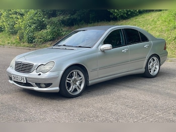 Used Mercedes-Benz C-Class 2002 for sale - 76121226: Photo 4