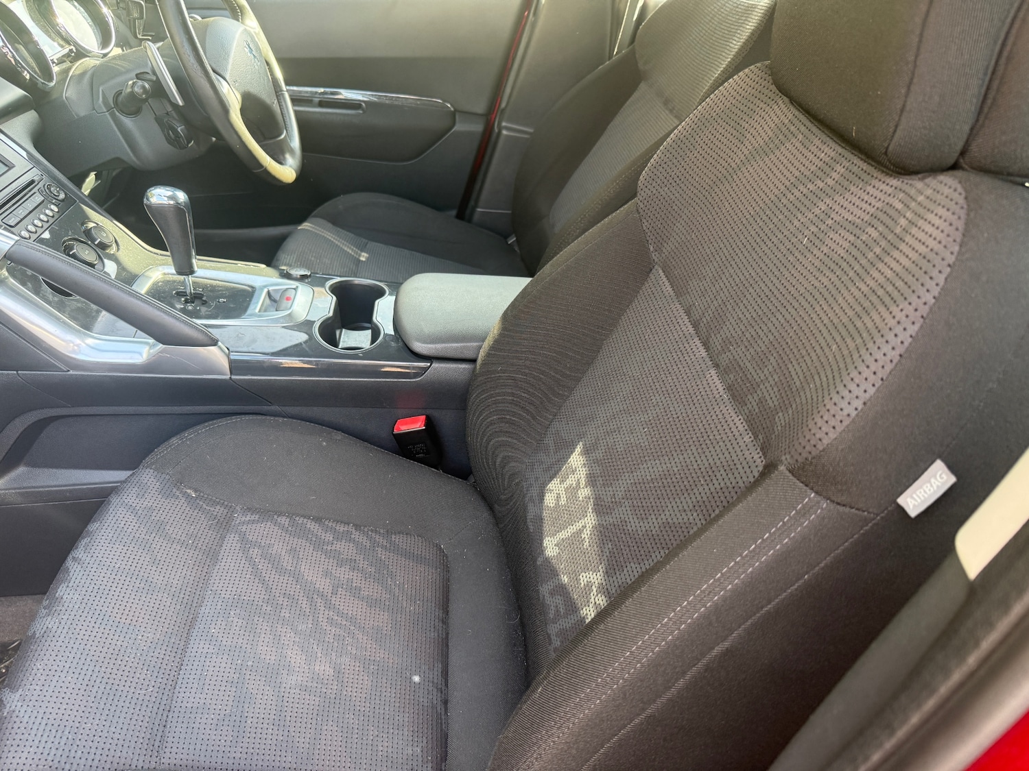 Used Peugeot 3008 2010 for sale - 77701271: Photo 10