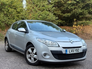 2011 (11) - 1.5 dCi 110 Dynamique TomTom 5dr EDC