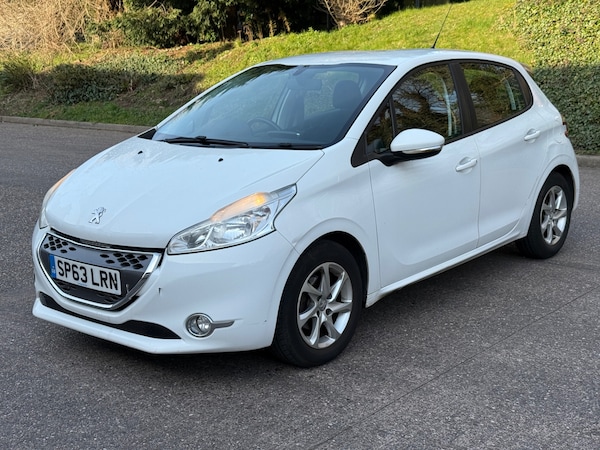 Used Peugeot 208 2013 for sale - 73964483: Photo 4