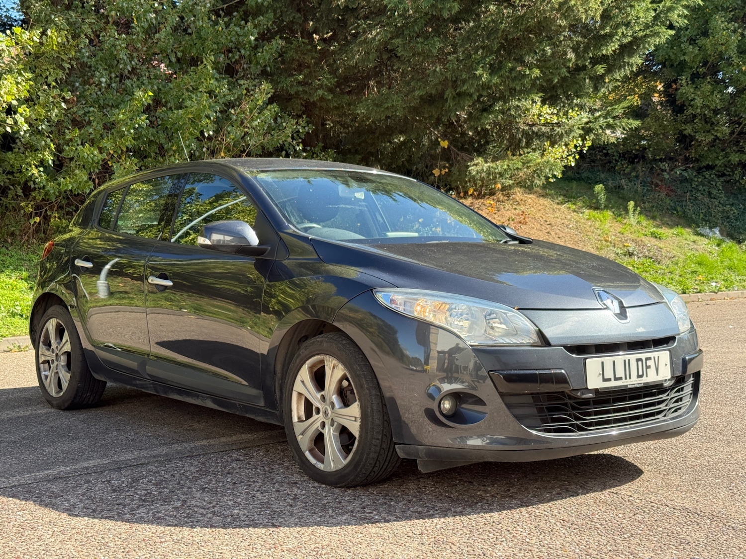 Used Renault Megane 2011 for sale - 75996791: Photo 2