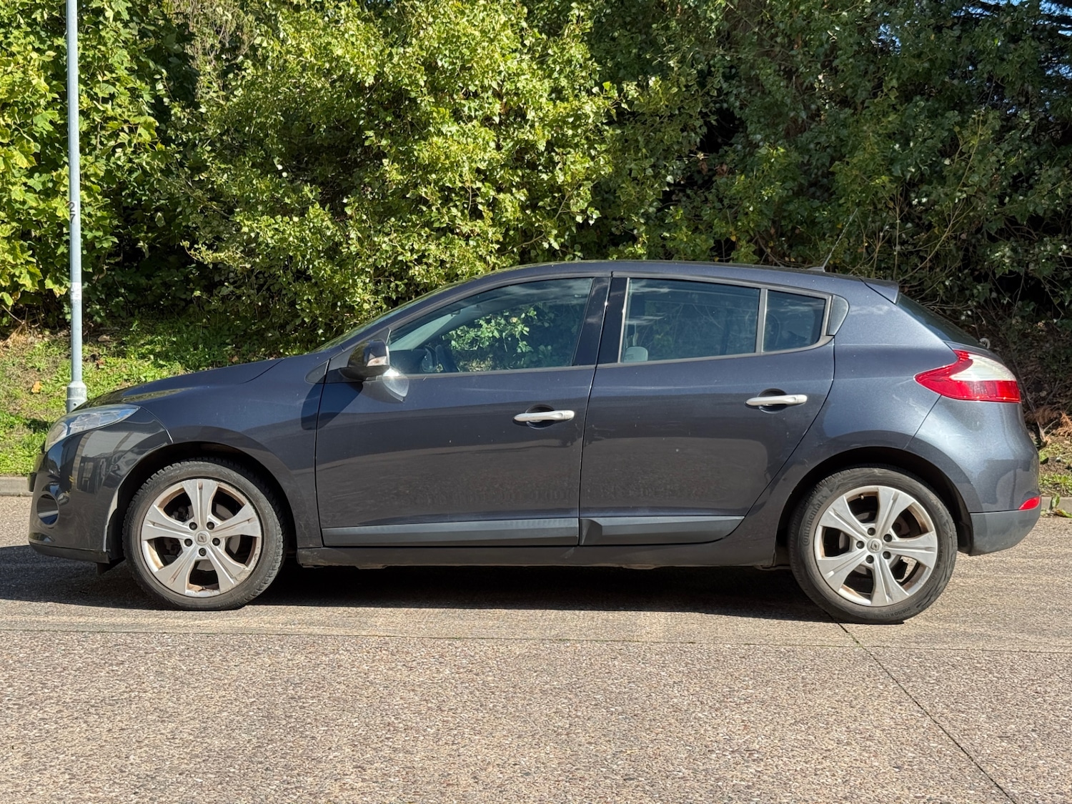 Used Renault Megane 2011 for sale - 75996791: Photo 6
