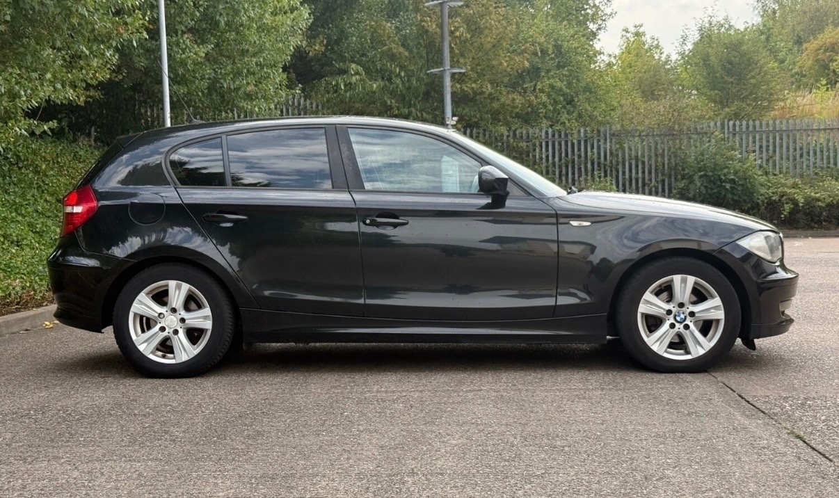 Used BMW 1 Series 2010 for sale - 77015010: Photo 6