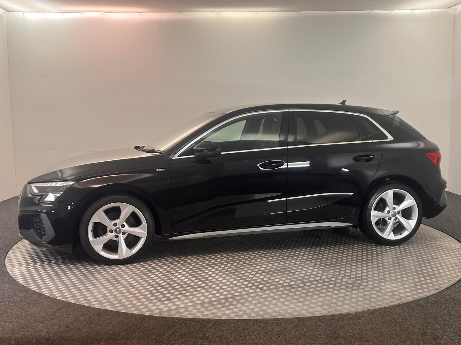 Used Audi A3 2020 for sale - 76617099: Photo 16