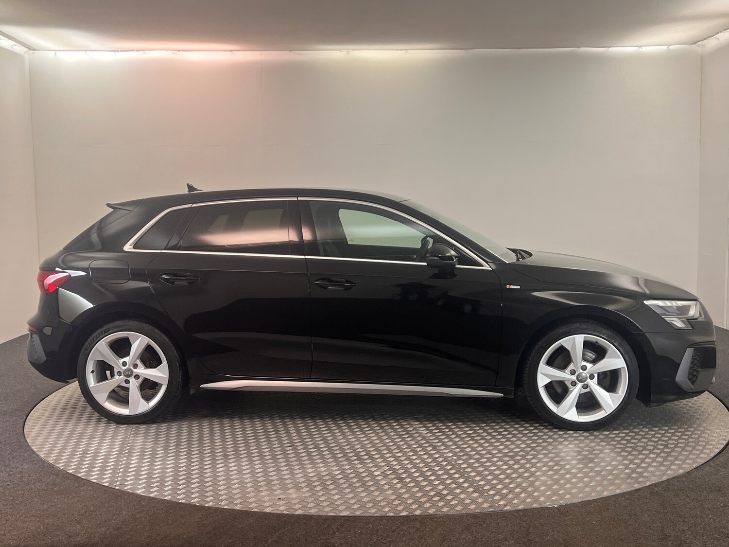 Used Audi A3 2020 for sale - 76617099: Photo 5