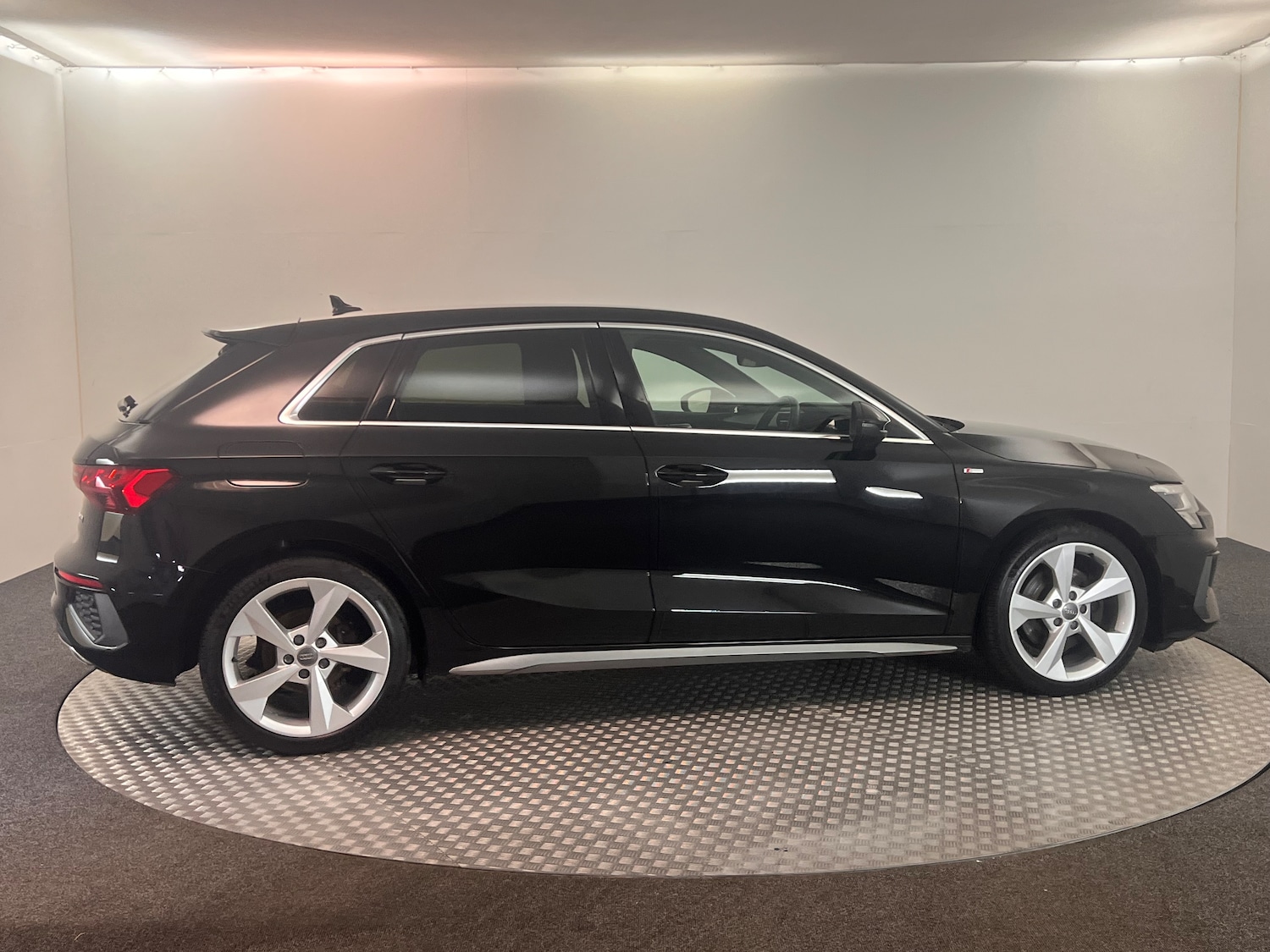 Used Audi A3 2020 for sale - 76617099: Photo 6