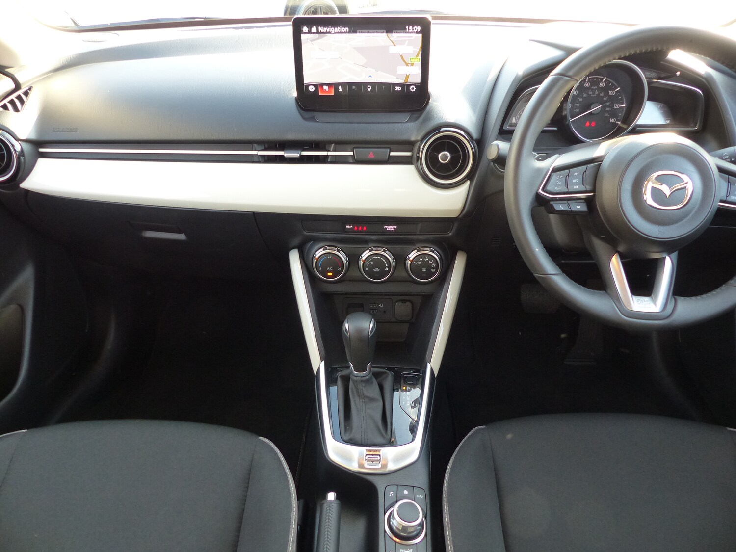 Used Mazda Mazda2 2024 for sale - 76280959: Photo 10