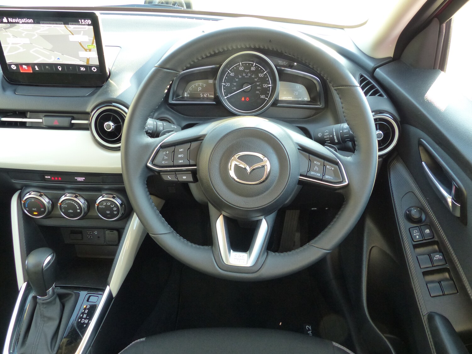 Used Mazda Mazda2 2024 for sale - 76280959: Photo 11