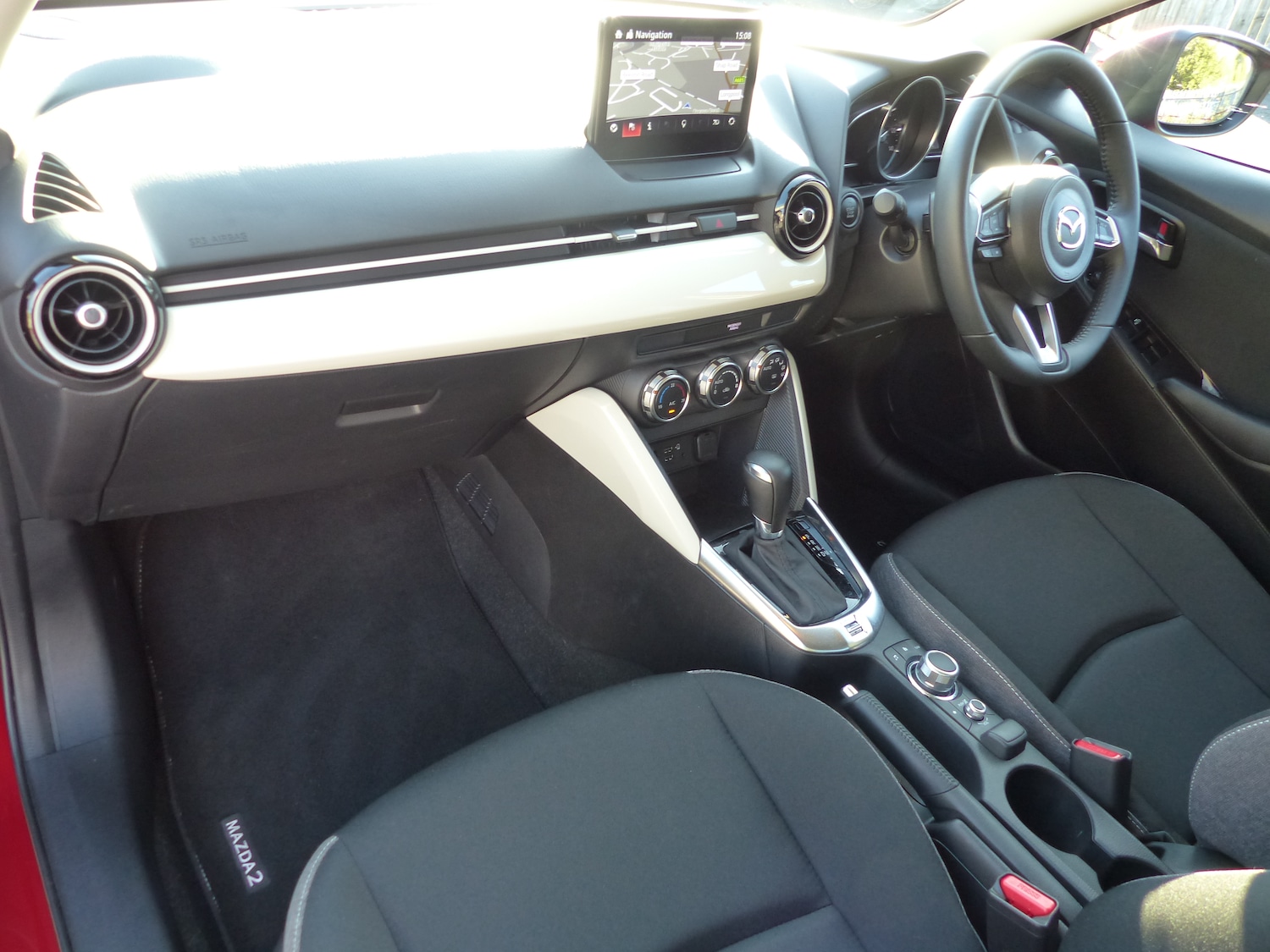 Used Mazda Mazda2 2024 for sale - 76280959: Photo 7