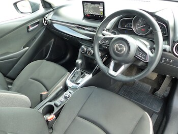 Used Mazda Mazda2 2024 for sale - 75489590: Photo