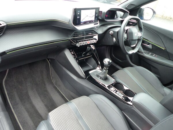 Used Peugeot 2008 2022 for sale - 75970469: Photo 7