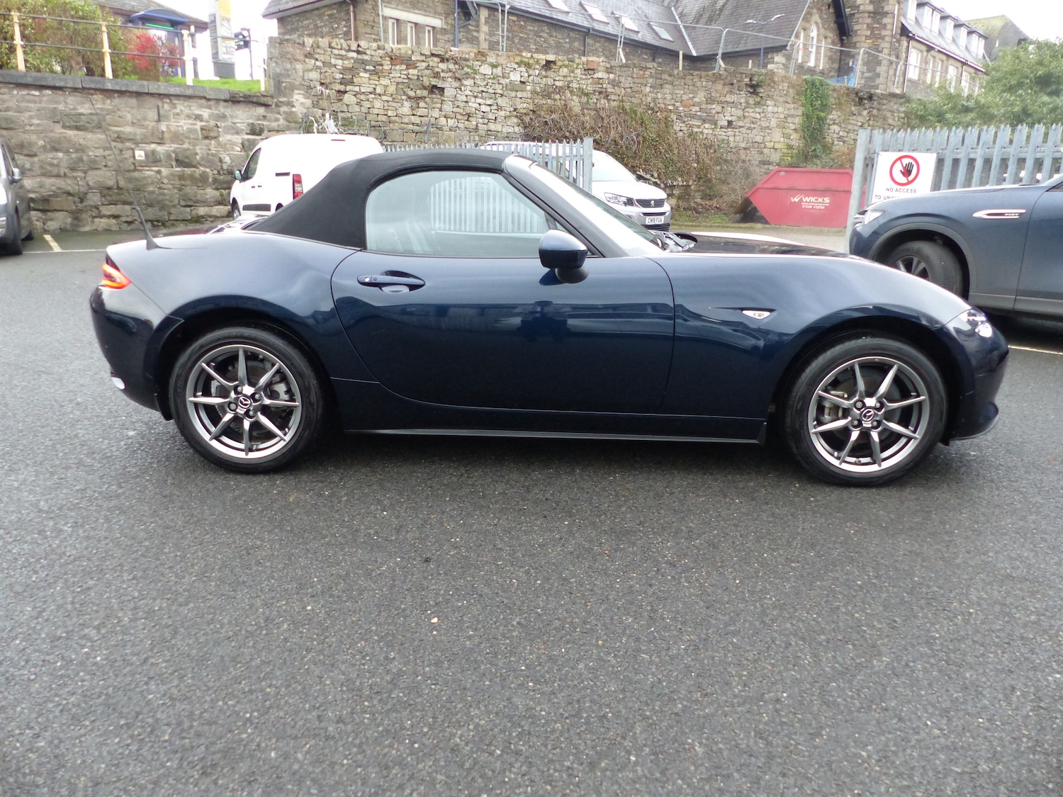 Used Mazda MX-5 2024 for sale - 76503078: Photo 3