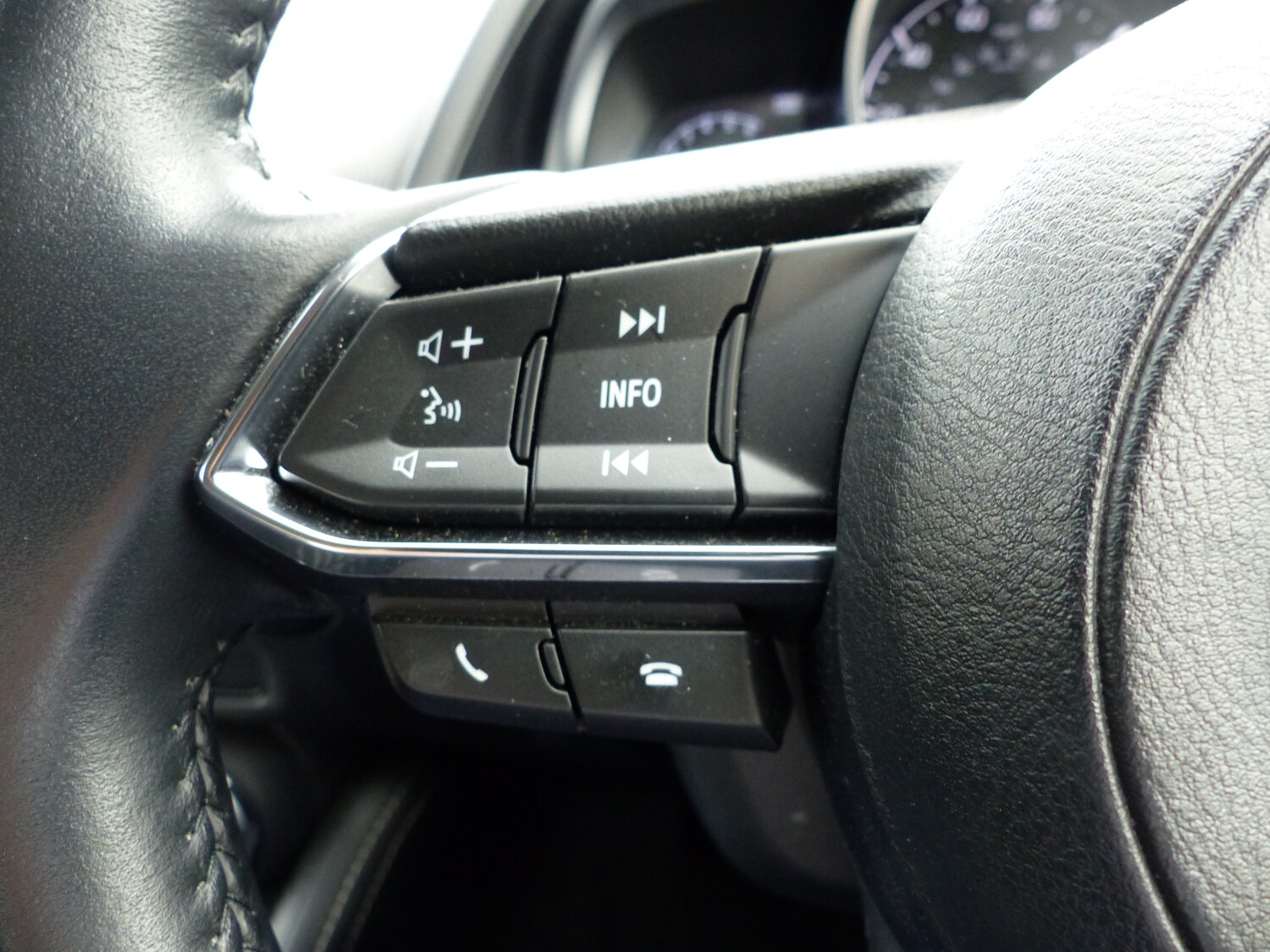 Used Mazda Mazda2 2022 for sale - 76329509: Photo 17