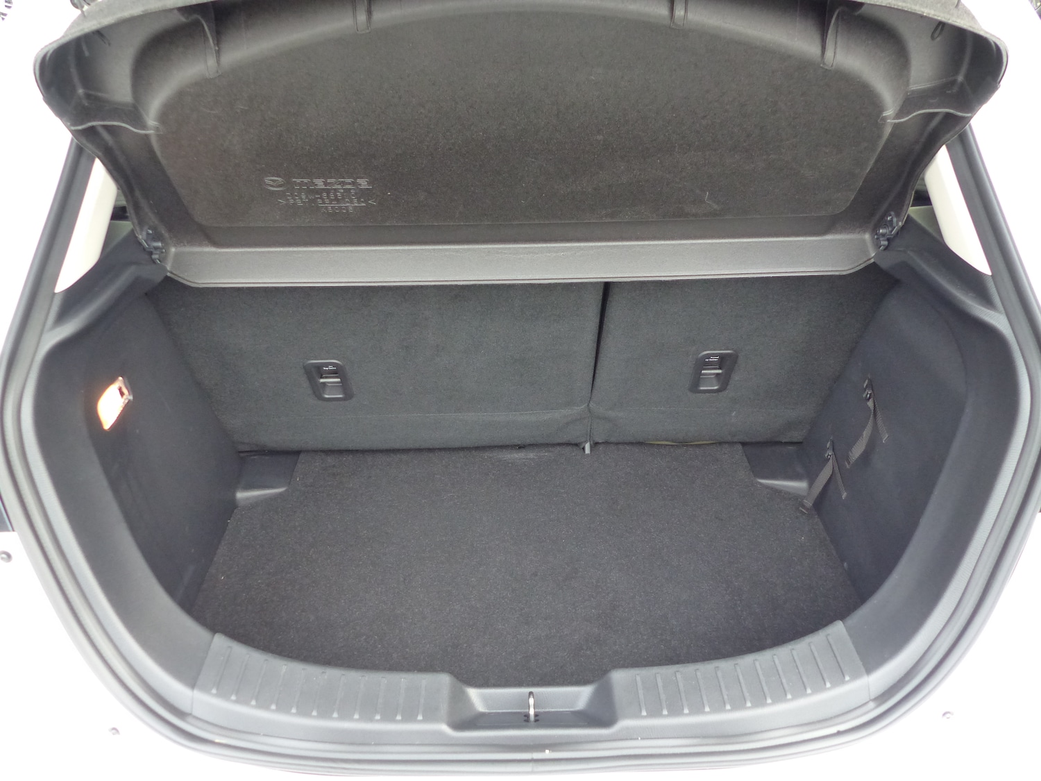 Used Mazda Mazda2 2022 for sale - 76329509: Photo 21