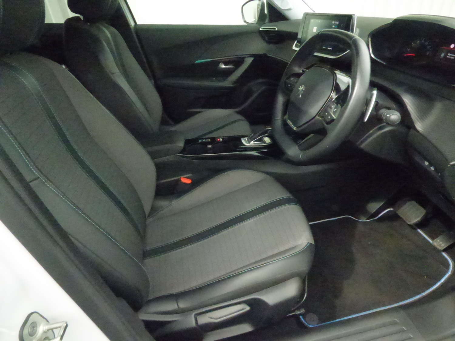 Used Peugeot 2008 2021 for sale - 76554534: Photo 8