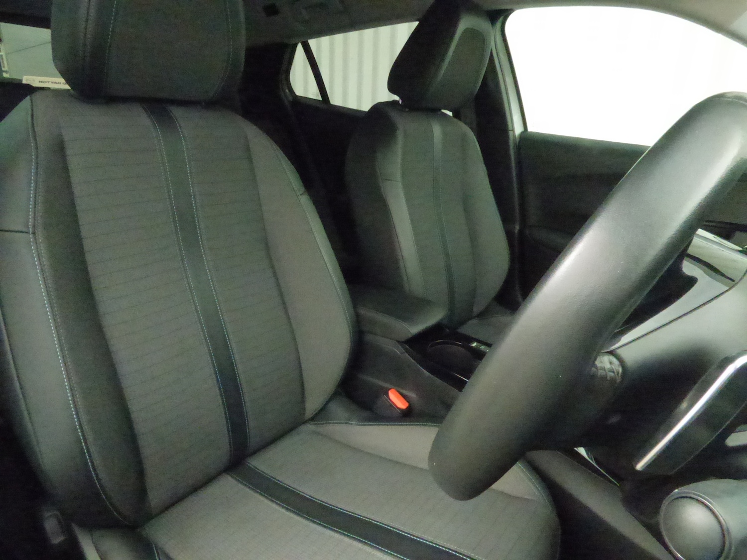 Used Peugeot 2008 2021 for sale - 76554534: Photo 9