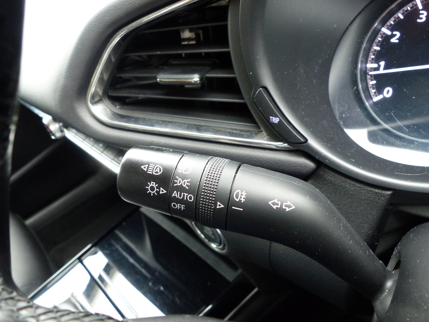 Used Mazda CX-30 2023 for sale - 76115178: Photo 17