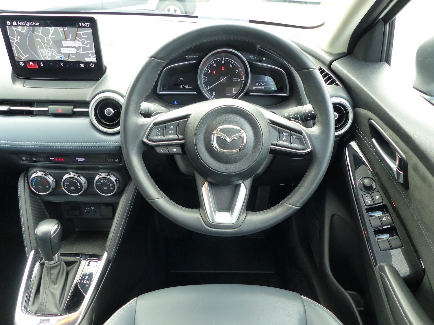 Used Mazda Mazda2 2022 for sale - 76011227: Photo 11