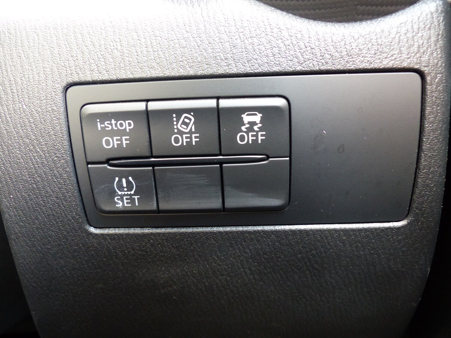 Used Mazda Mazda2 2022 for sale - 76011227: Photo 21