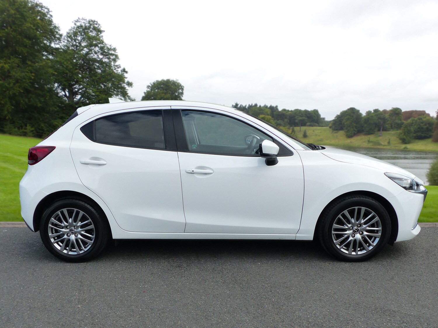 Used Mazda Mazda2 2022 for sale - 76011227: Photo 3