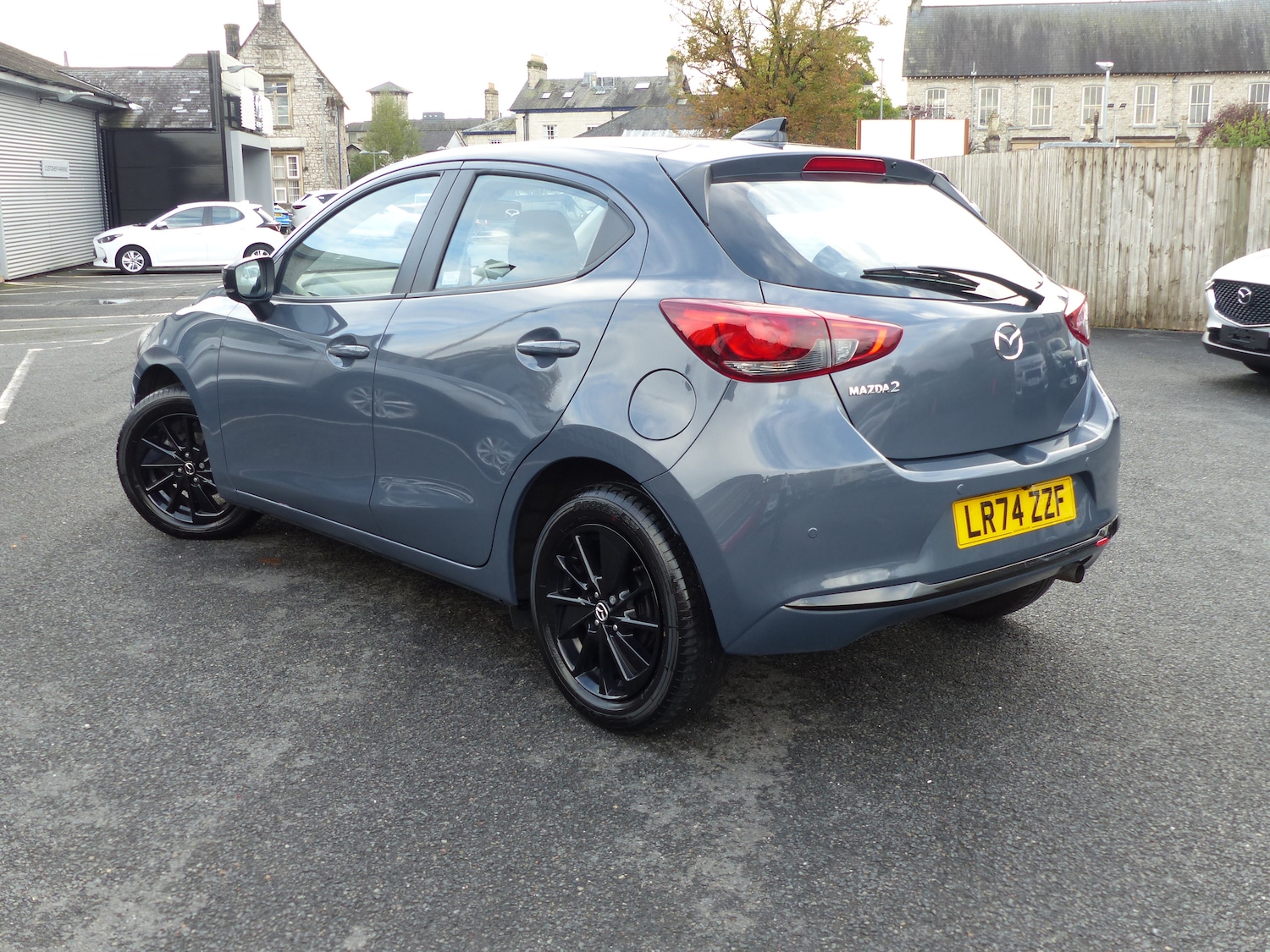 Used Mazda Mazda2 2024 for sale - 76057597: Photo 3