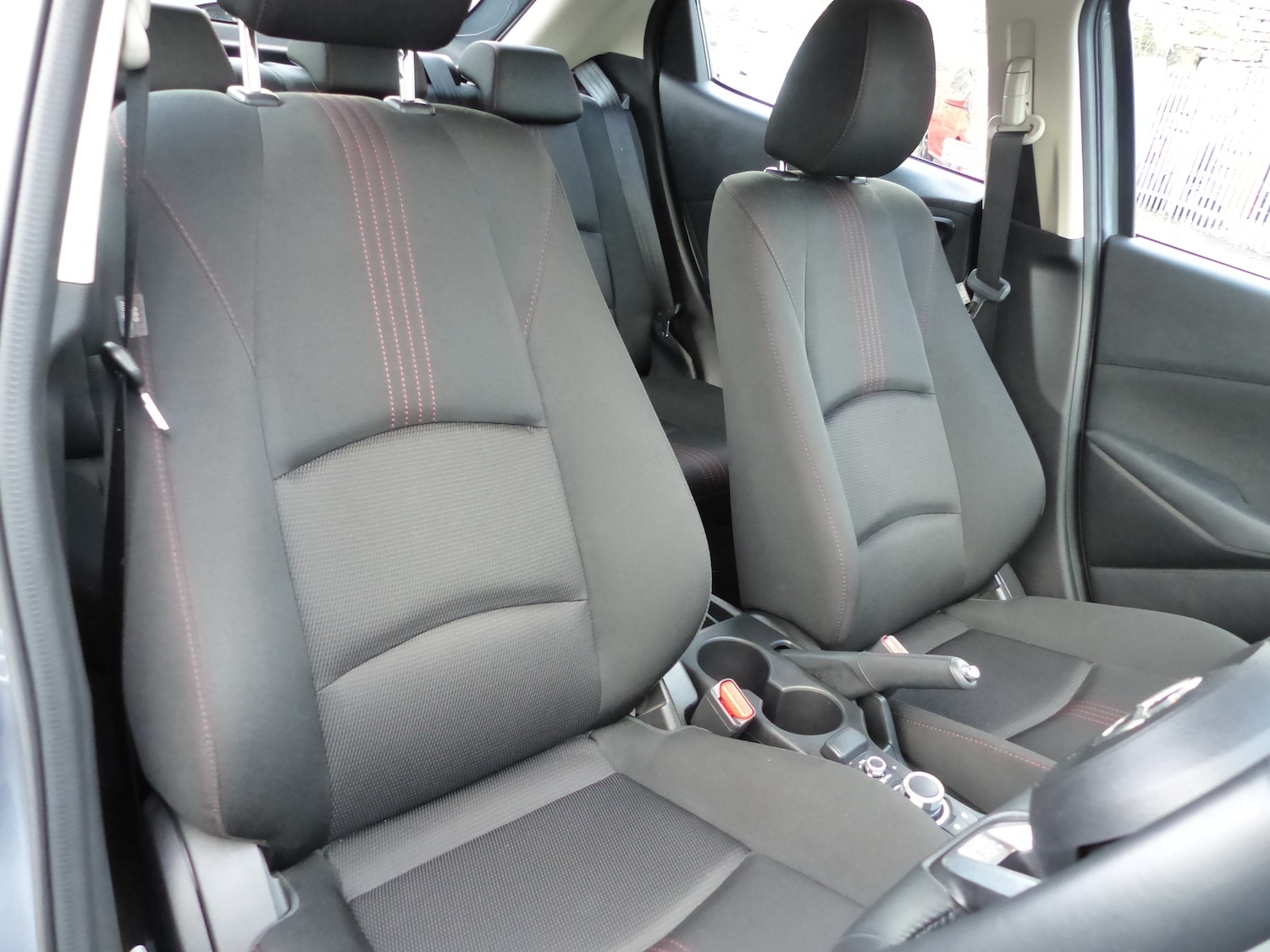 Used Mazda Mazda2 2024 for sale - 76057597: Photo 6