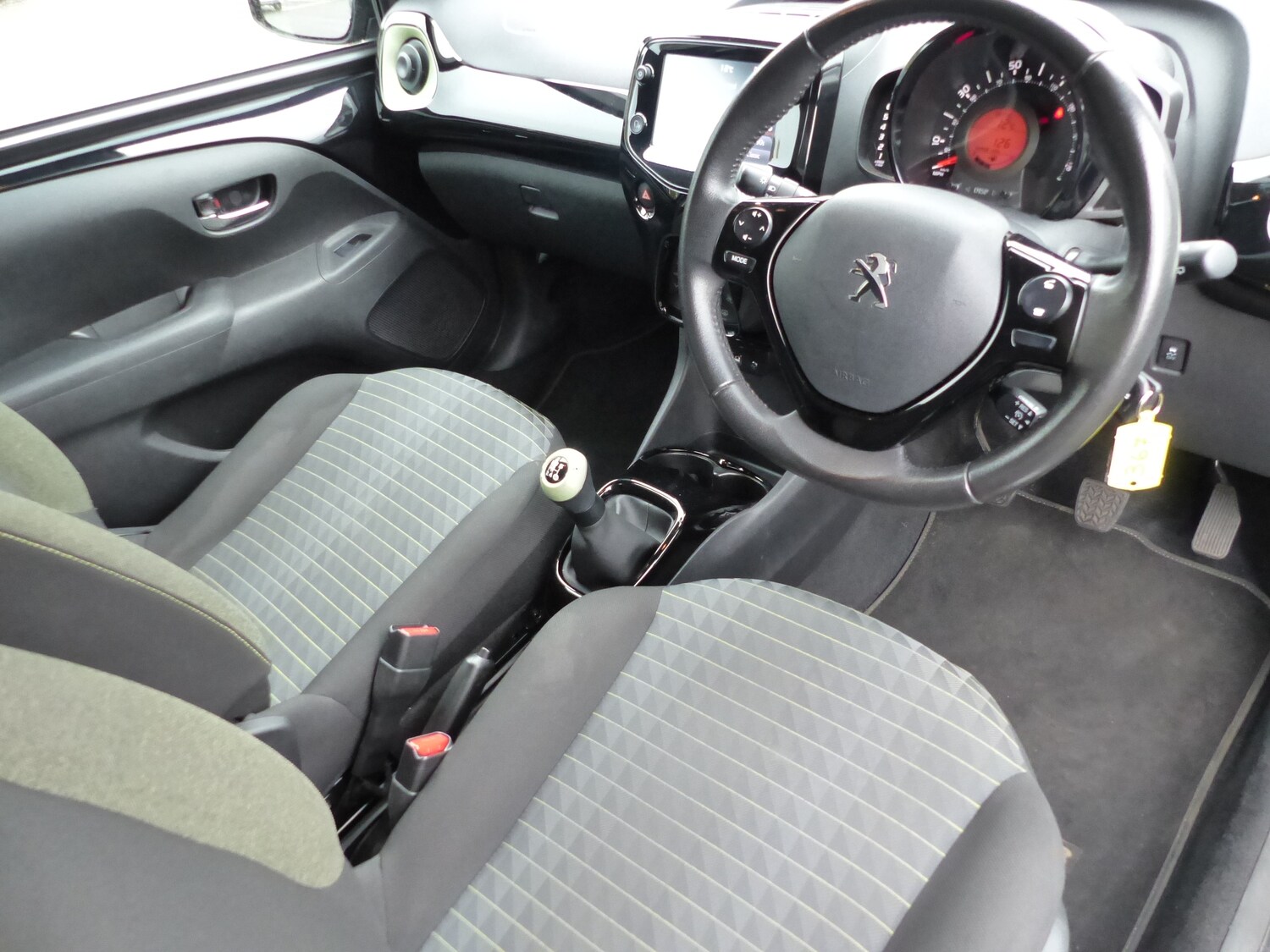 Used Peugeot 108 2020 for sale - 76218606: Photo 4