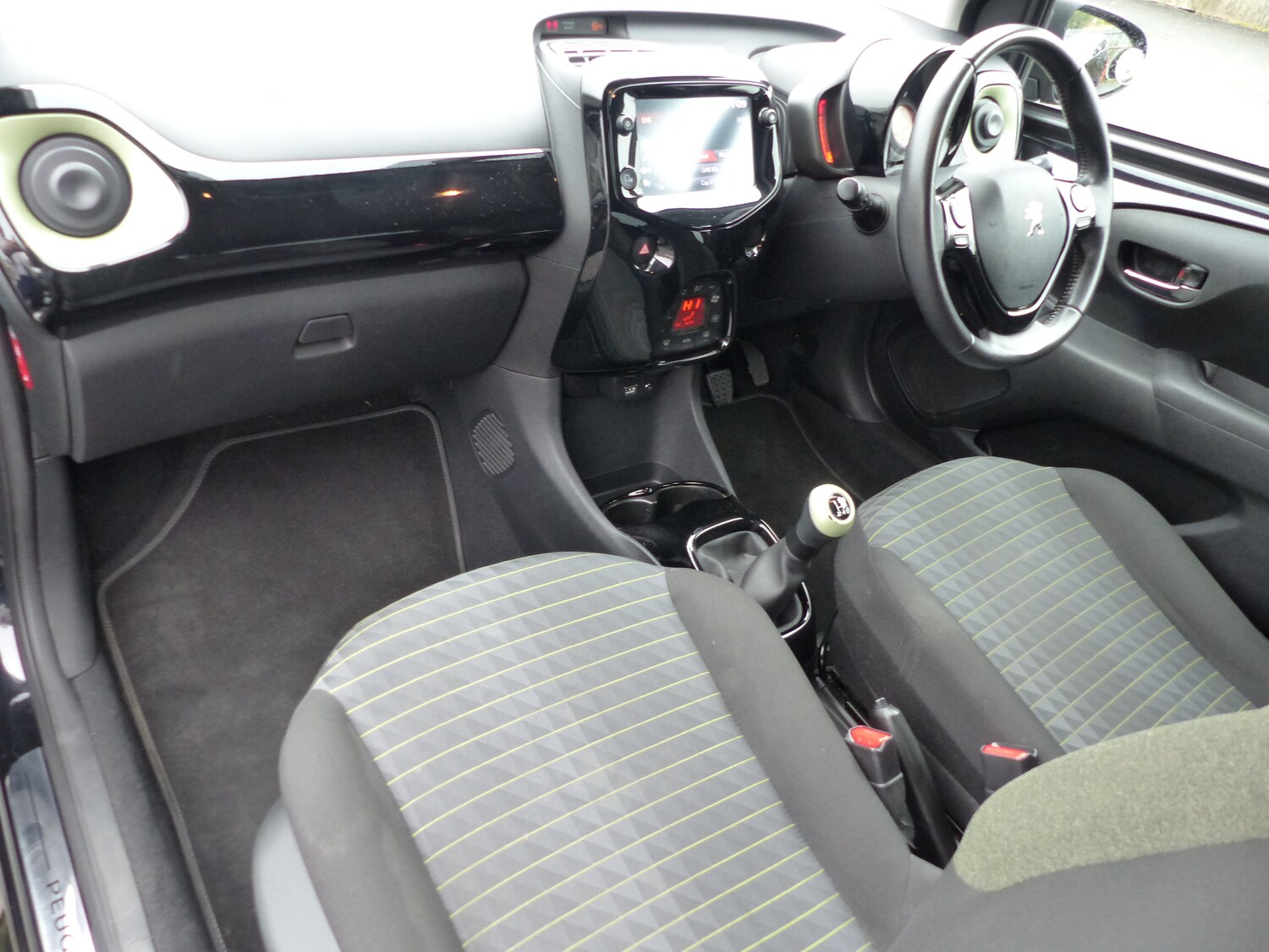 Used Peugeot 108 2020 for sale - 76218606: Photo 7