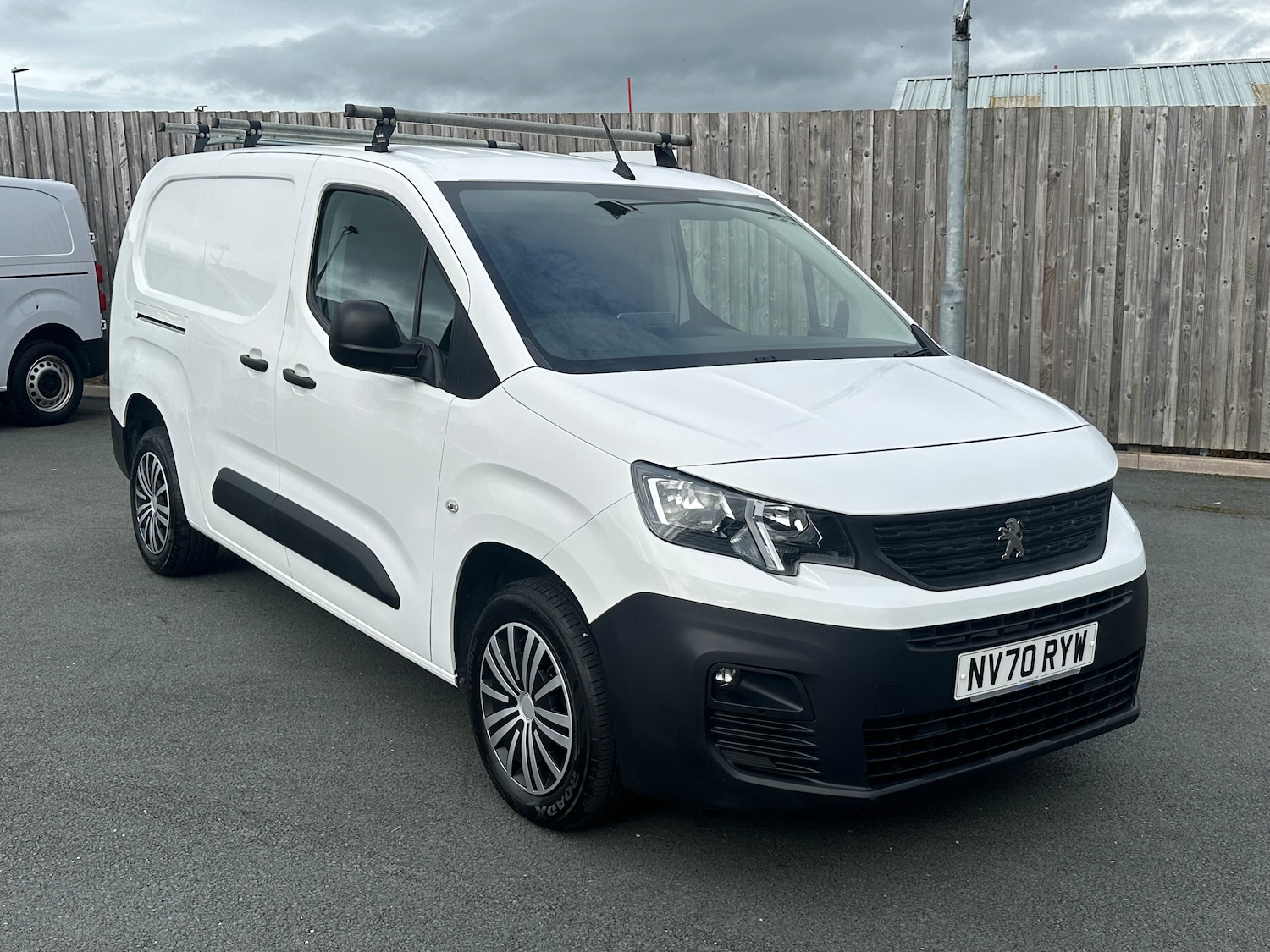 Used Peugeot Partner 2021 for sale - 76382838: Photo 1