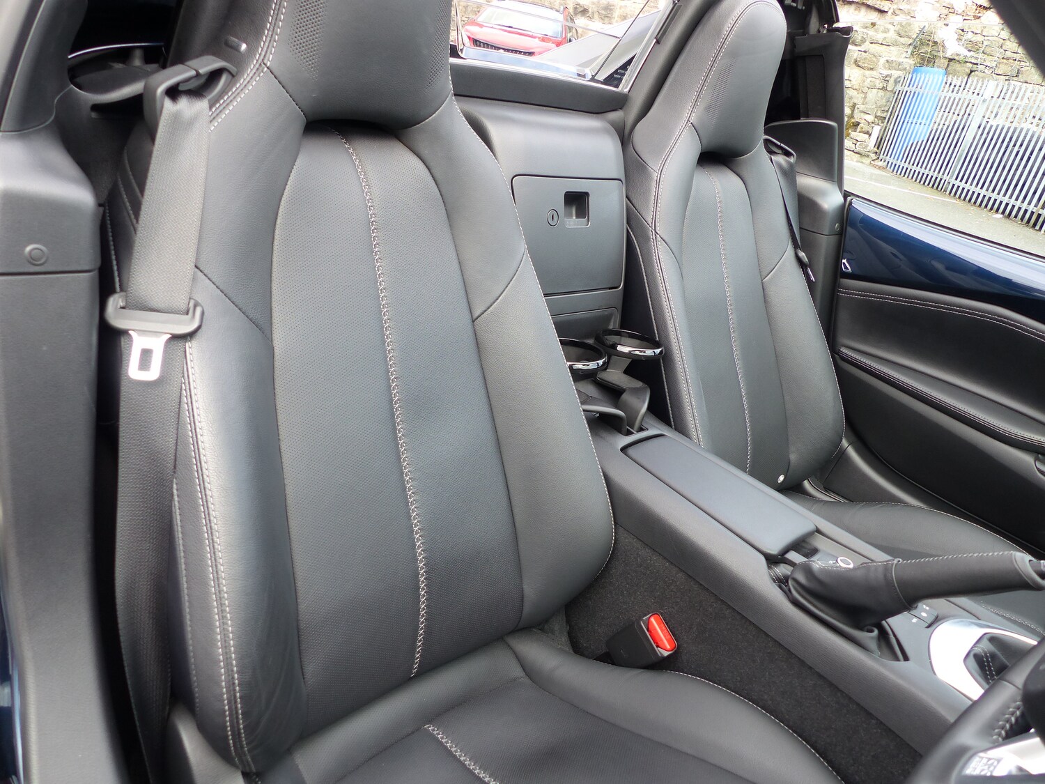 Used Mazda MX-5 2023 for sale - 75690486: Photo 6