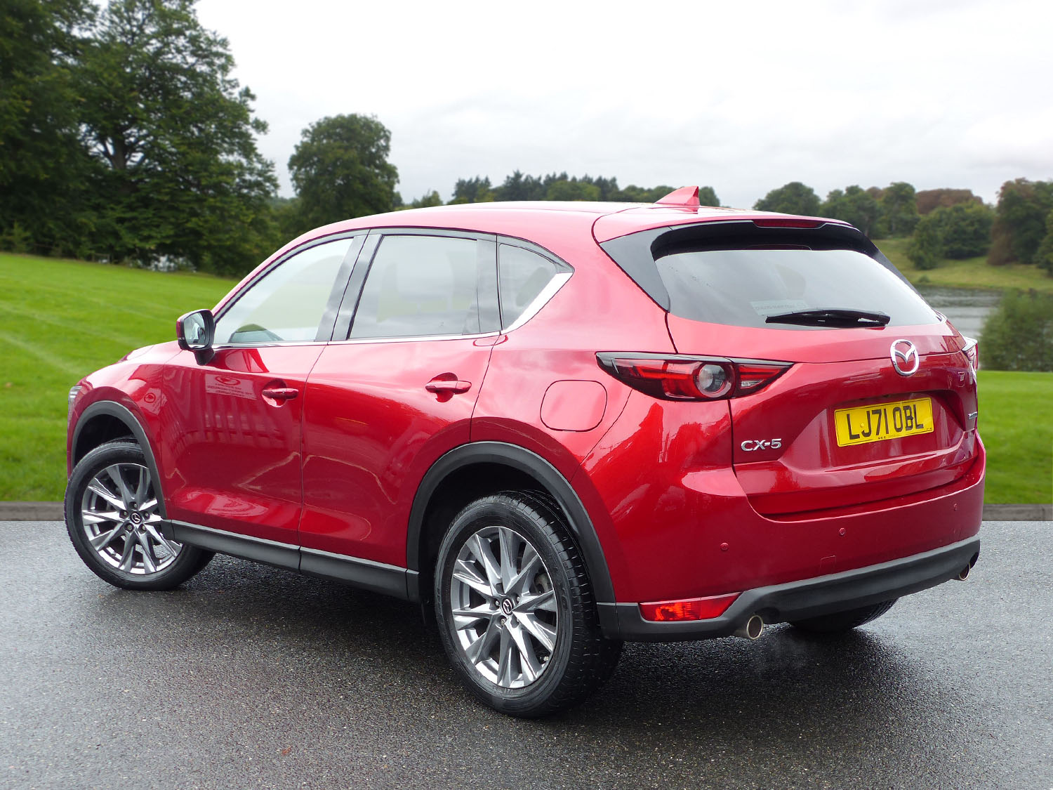 Used Mazda CX-5 2021 for sale - 76320449: Photo 2