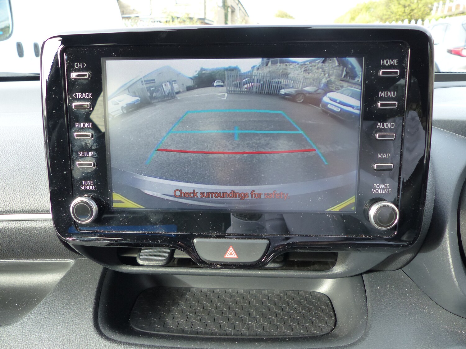 Used Mazda Mazda2 HYBRID 2023 for sale - 76341253: Photo 14